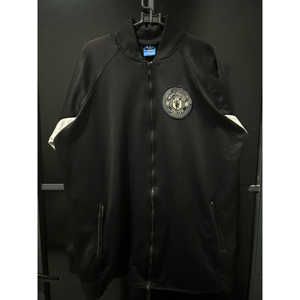 Tracktop Adidas Manchester United / MU Hitam
