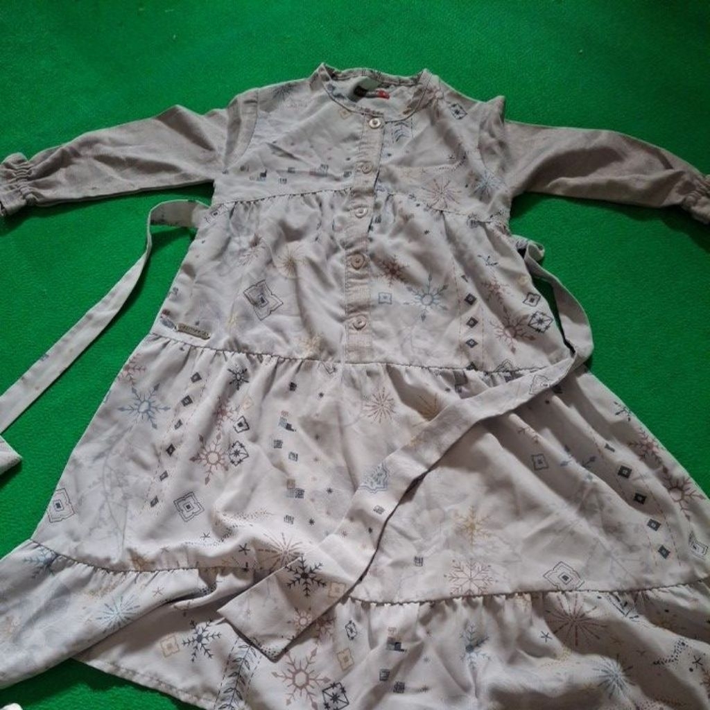 gamis anak yasmeera ori. preloved