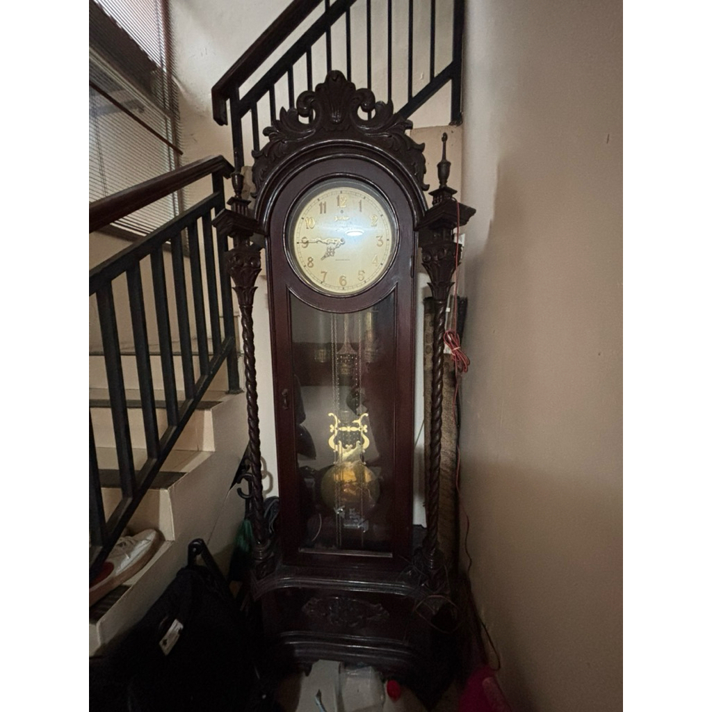 jam Junghans (Jerman) - grandfather clock