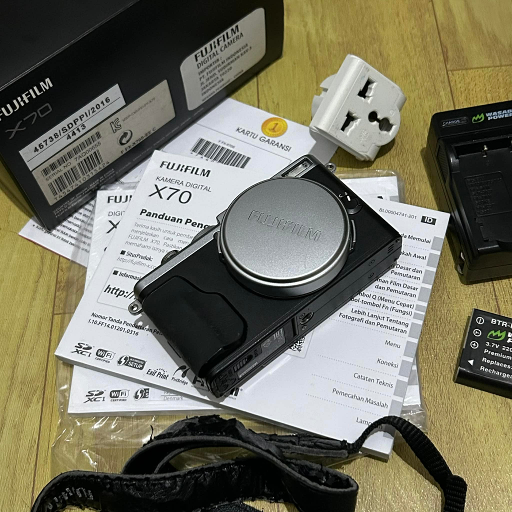 Fujifilm x70 silver fullset