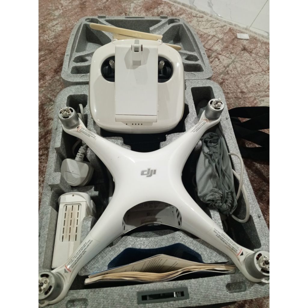 drone phantom 4 pro