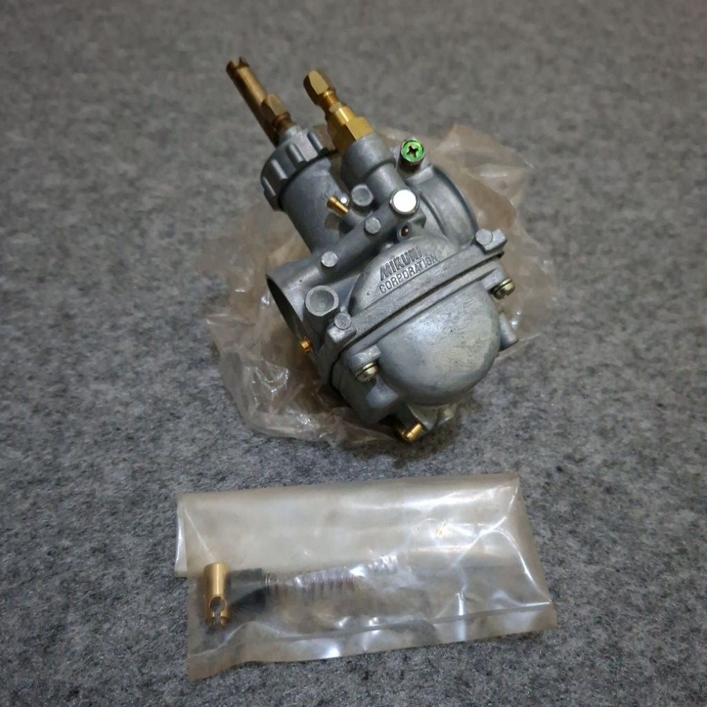 Carburator Karburator Karbu A100 A-100 Suzuki A100 A 100 A-100 Asli Original Nos Japan
