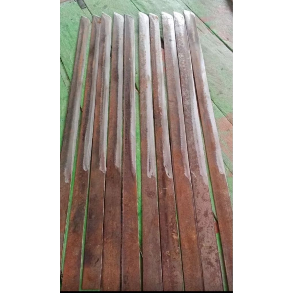 pisau baja super tajam