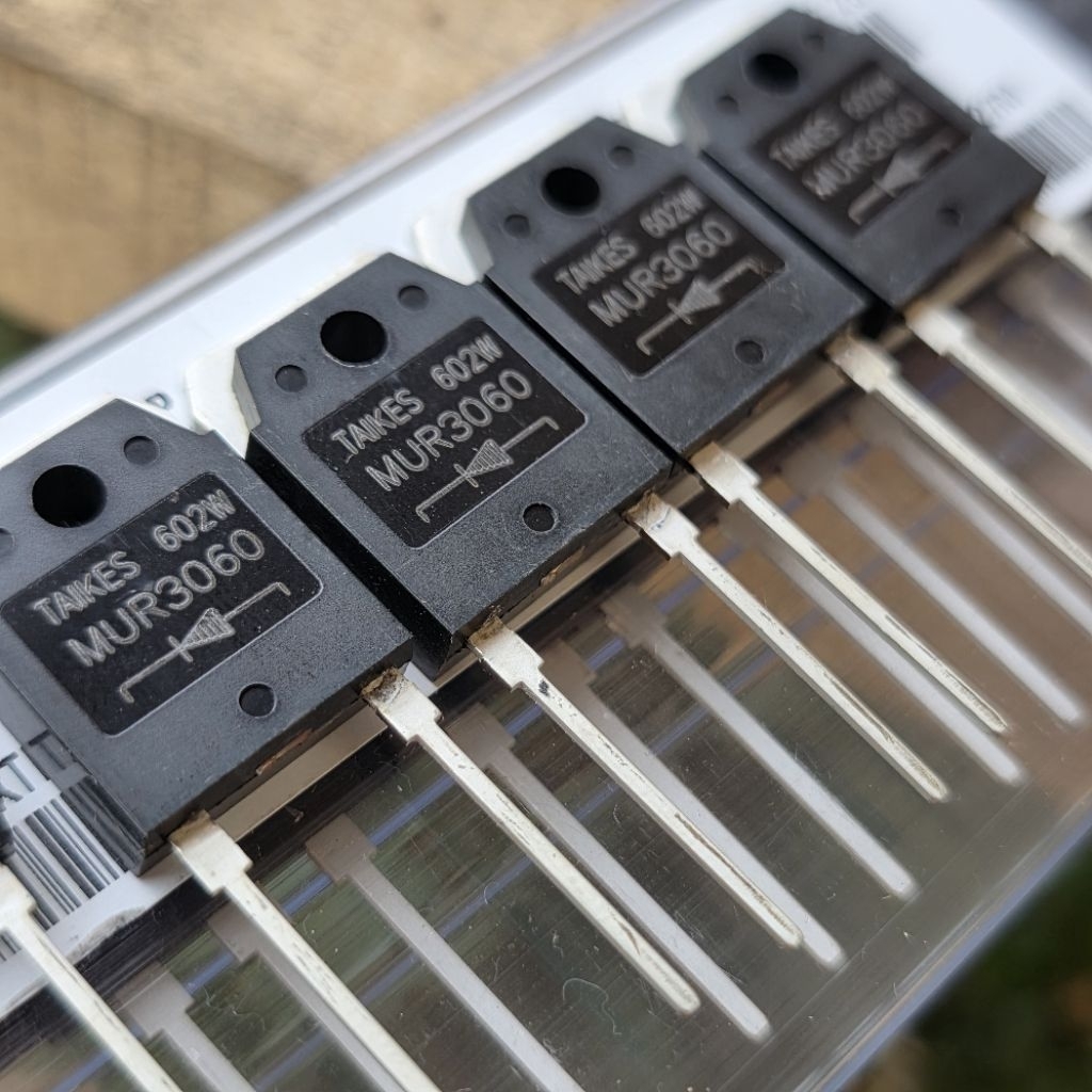 MUR 3060 ultrafast dioda  2PIN ori taikes tempel.heatsink