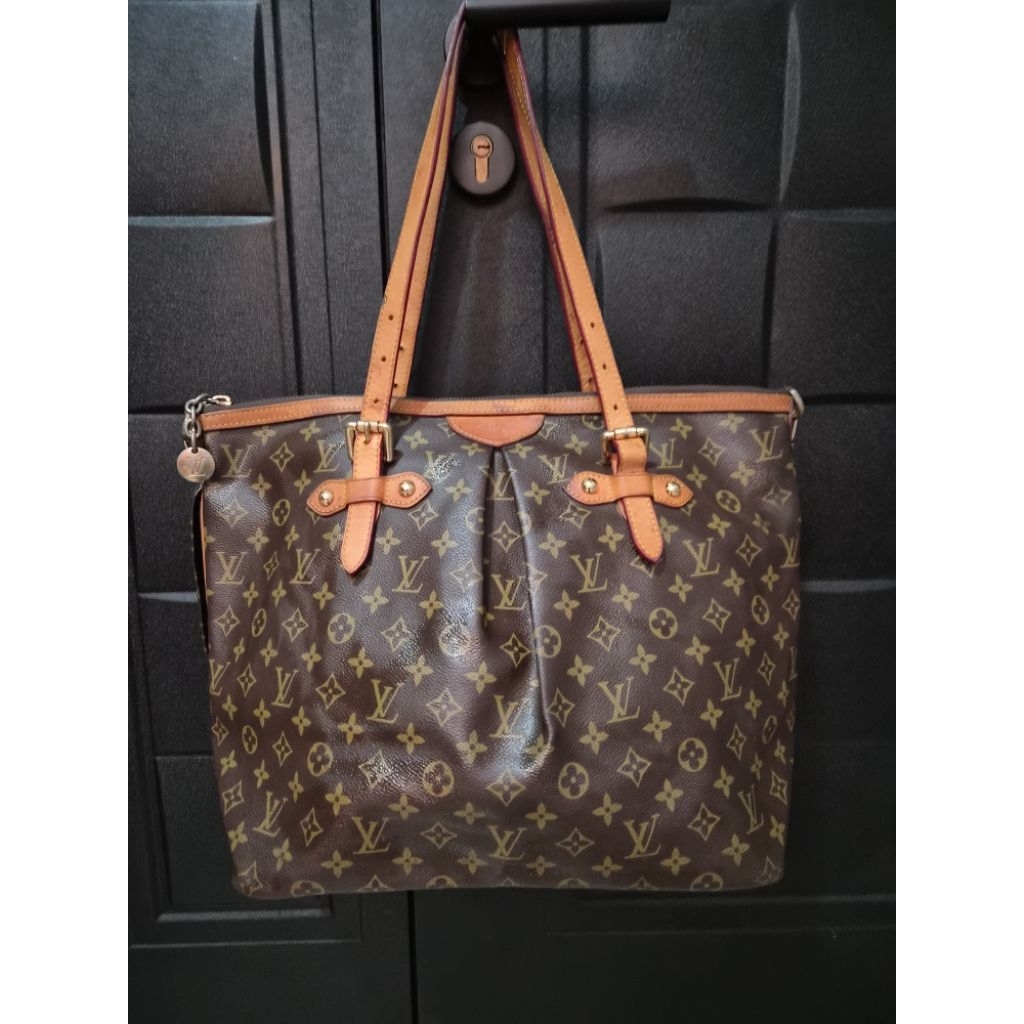 Tas tote dan sling kulit emboss bernoseri Lv