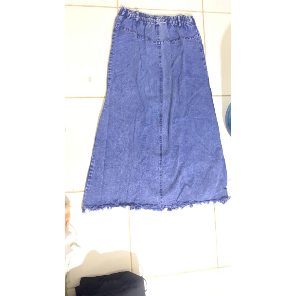rok jeans rawis panjang