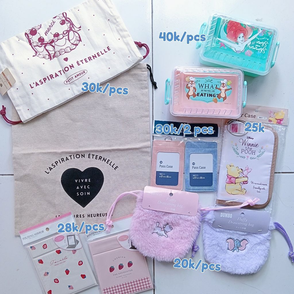 wts tempat makan - pouch - tas serut - tempat id card jastip JP | lanyard merche | sepatu brand SAB