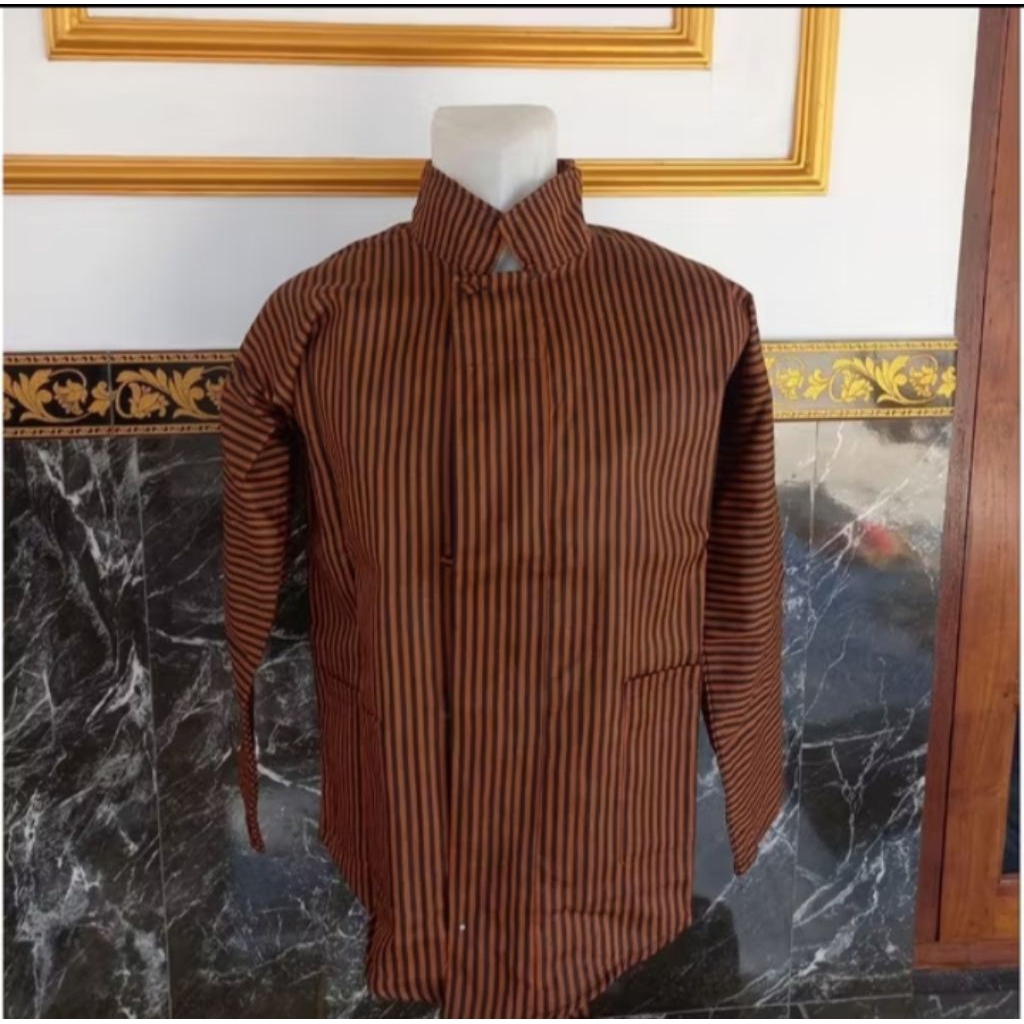 SURJAN LURIK PRIA DEWASA