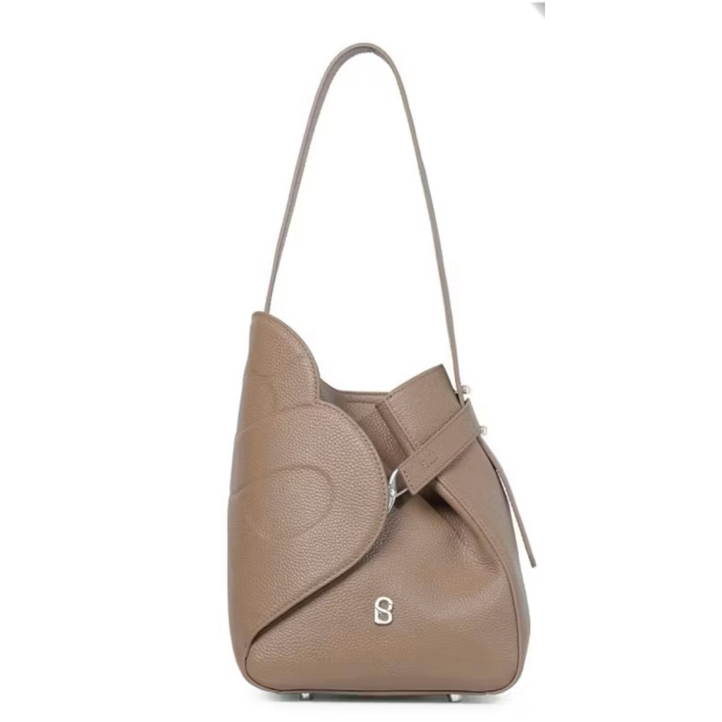 Preloved Britney Bag ButtonScraves