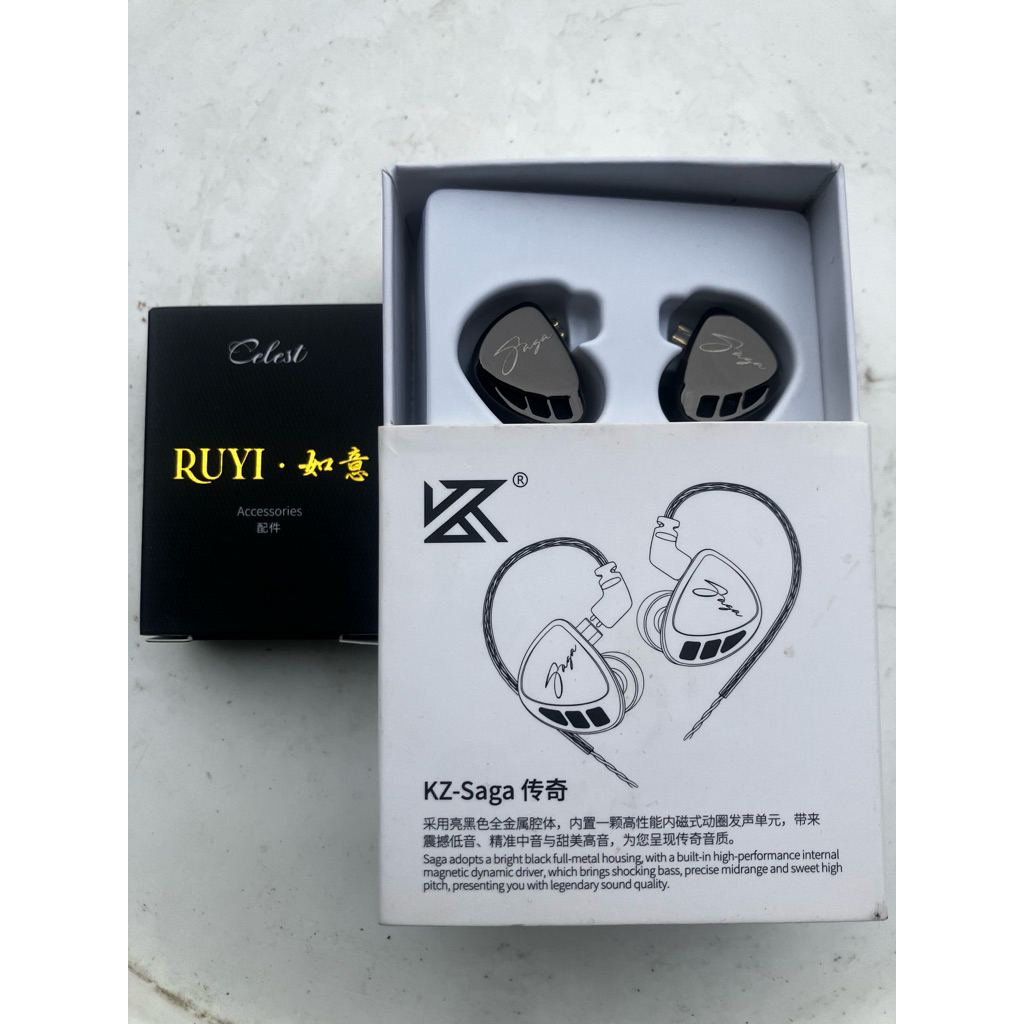 IEM KZ SAGA BALANCE & Splitter Ruyi Celest Lightning to Jack audio
