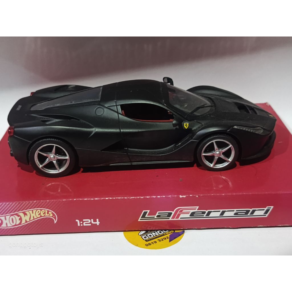 hot wheels LaFerrari hitam 1:24