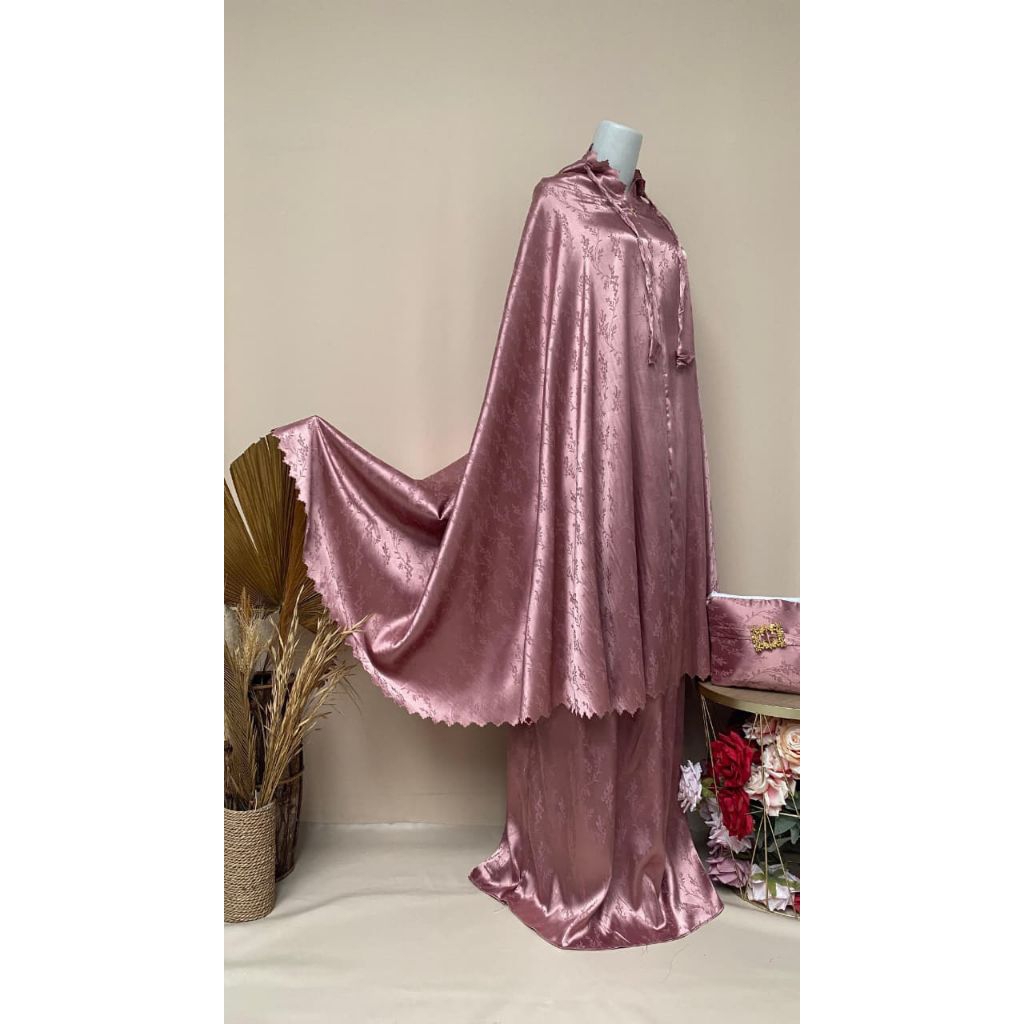 MUKENA JUMBO ARMANI SILK JAGUAR