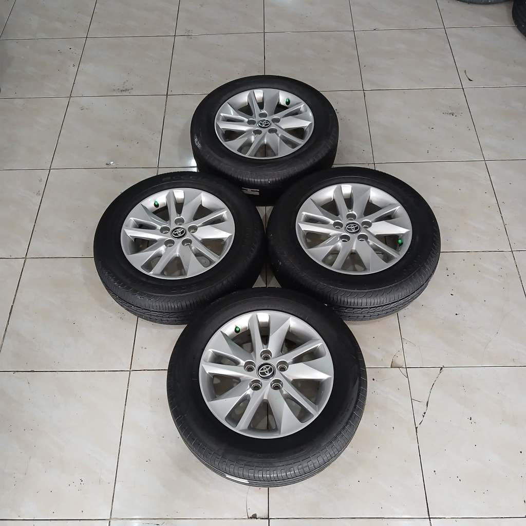 Pelek Mobil Innova Reborn Ring 16 Ban 205 65 R16