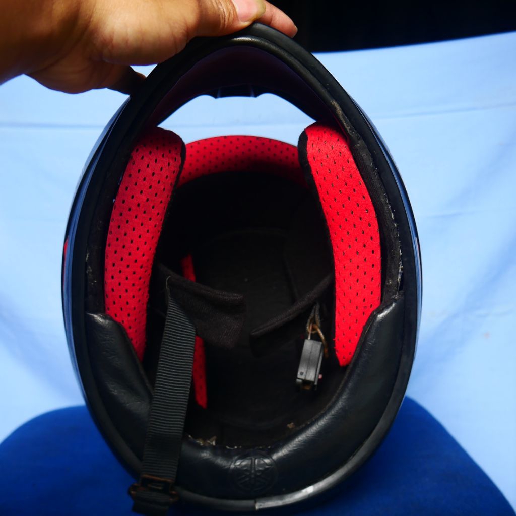 helm yamaha cargloss repaint