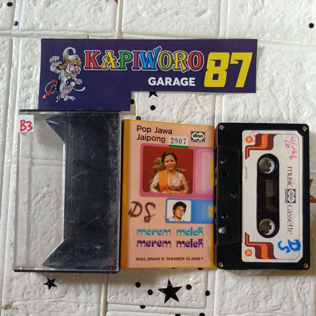 KASET PITA,,, WALJINAH & MAMIEK SLAMET  MEREM MELEK
