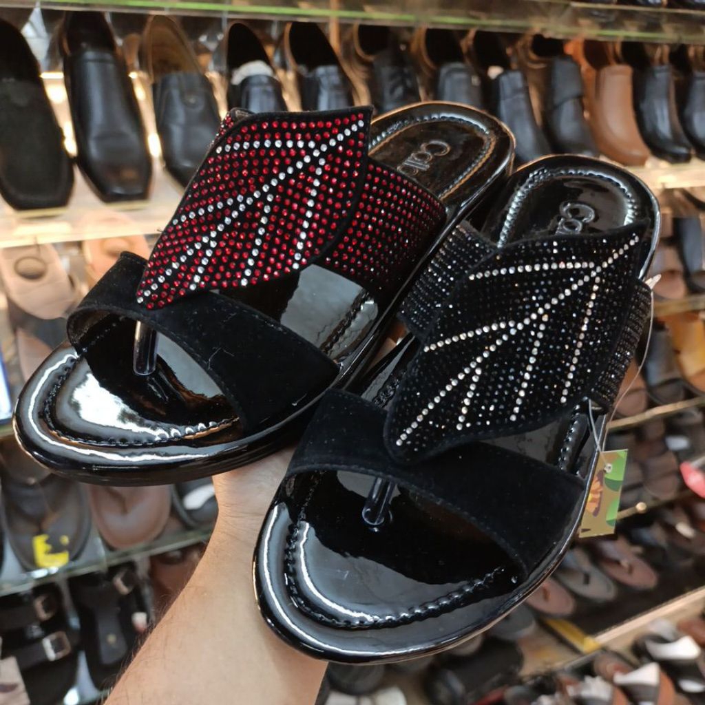 Sendal import calbi jepit jempol teplek daun rax2711