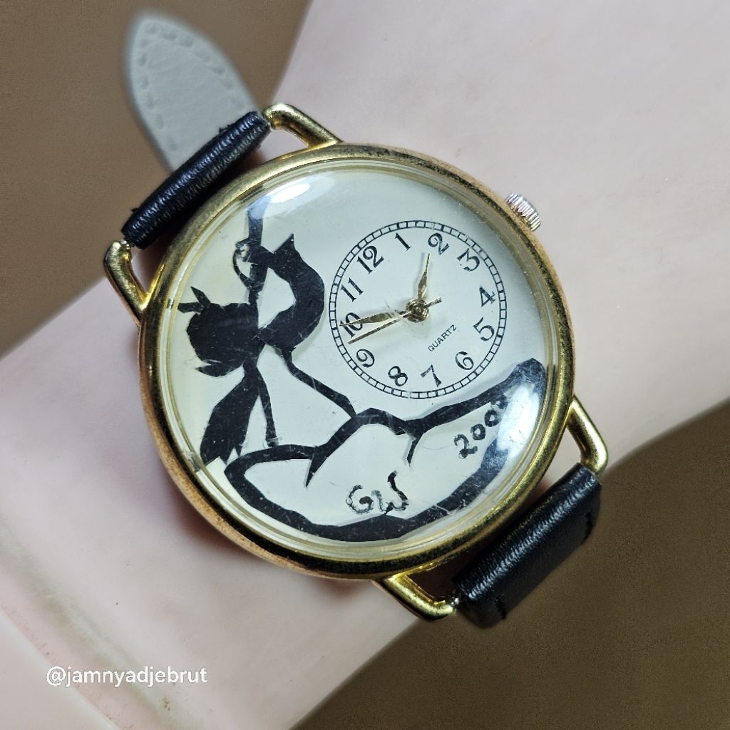 Jam GW 2003 Vintage Unik Gold White Bekas