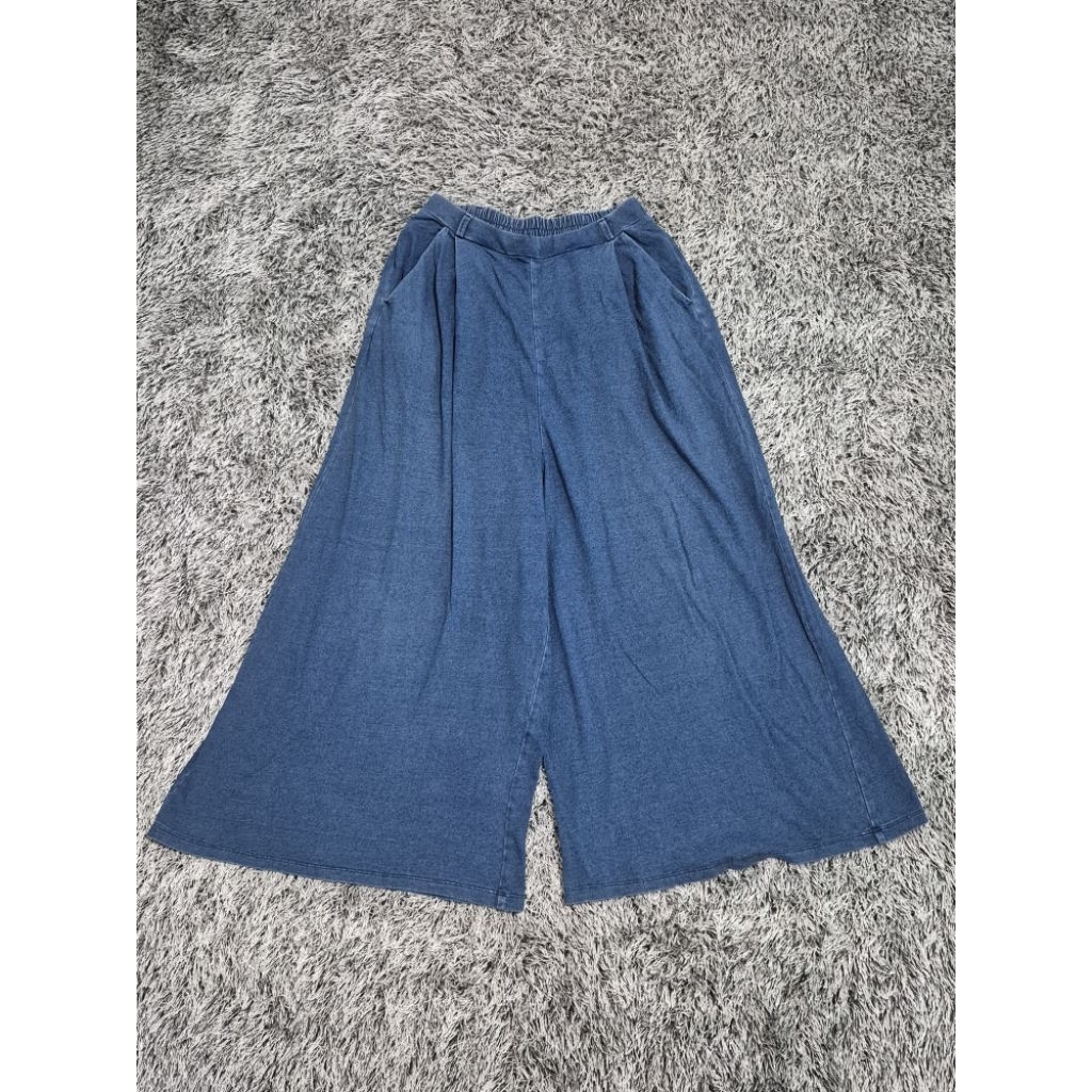 Celana kulot kaos denim (GU)