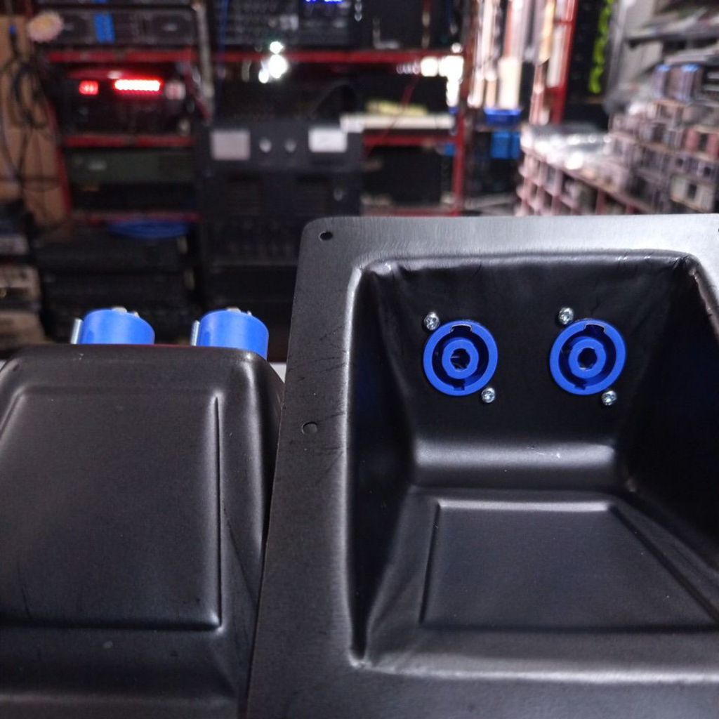 Plat spicon cekung tebal... Plat anti air/Plat +soket spicon