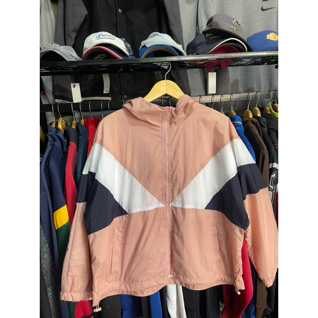 Colourblock Windbreaker Jacket uniqlo