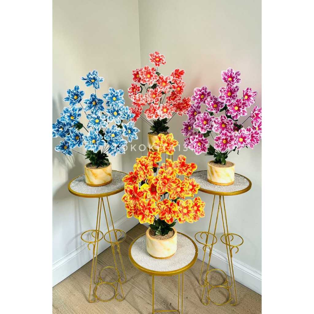 SET BUNGA DAHLIA DENGAN POT MARBLE GOLD