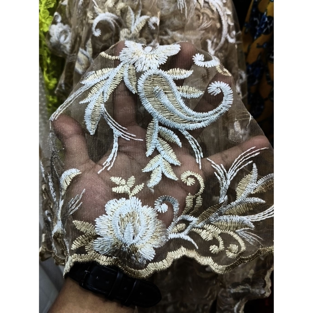 kain tile bordir premium/kain kebaya/kain tile kebaya/kain tile murah