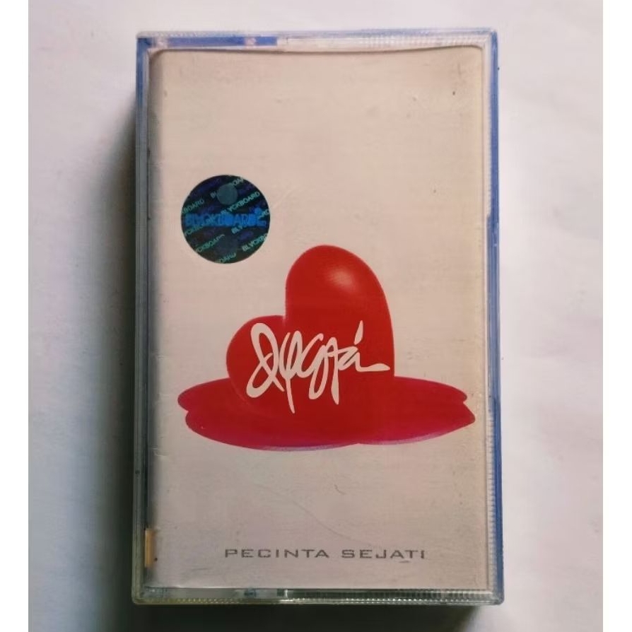 Kaset DYGTA Pecinta Sejati