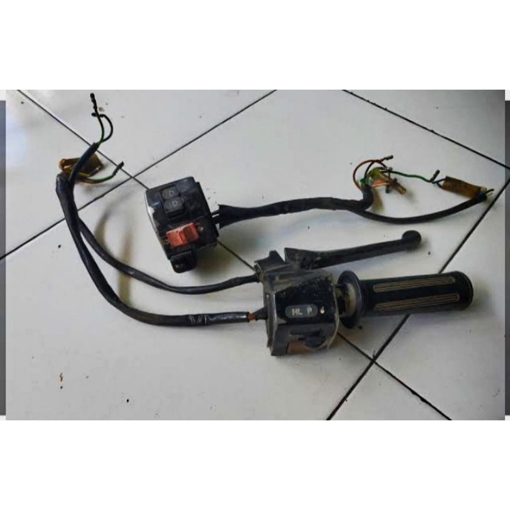 Holder kanan kiri Honda Astrea prima,star,grand original