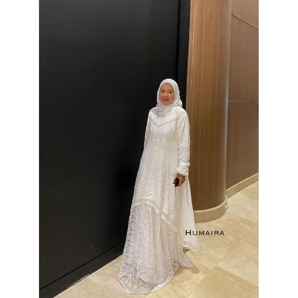 Humaira dress by Irwinov