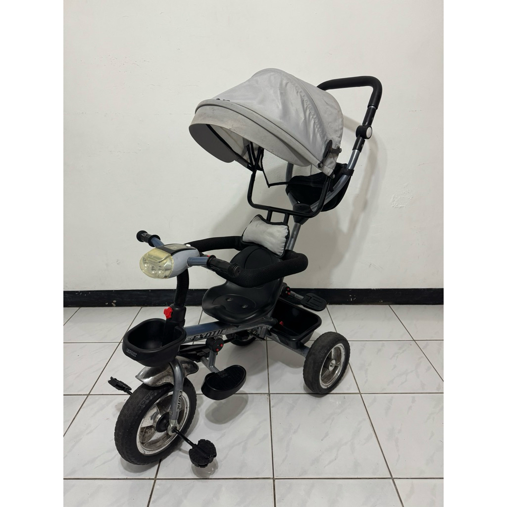 Preloved Exotic Sepeda Roda Tiga