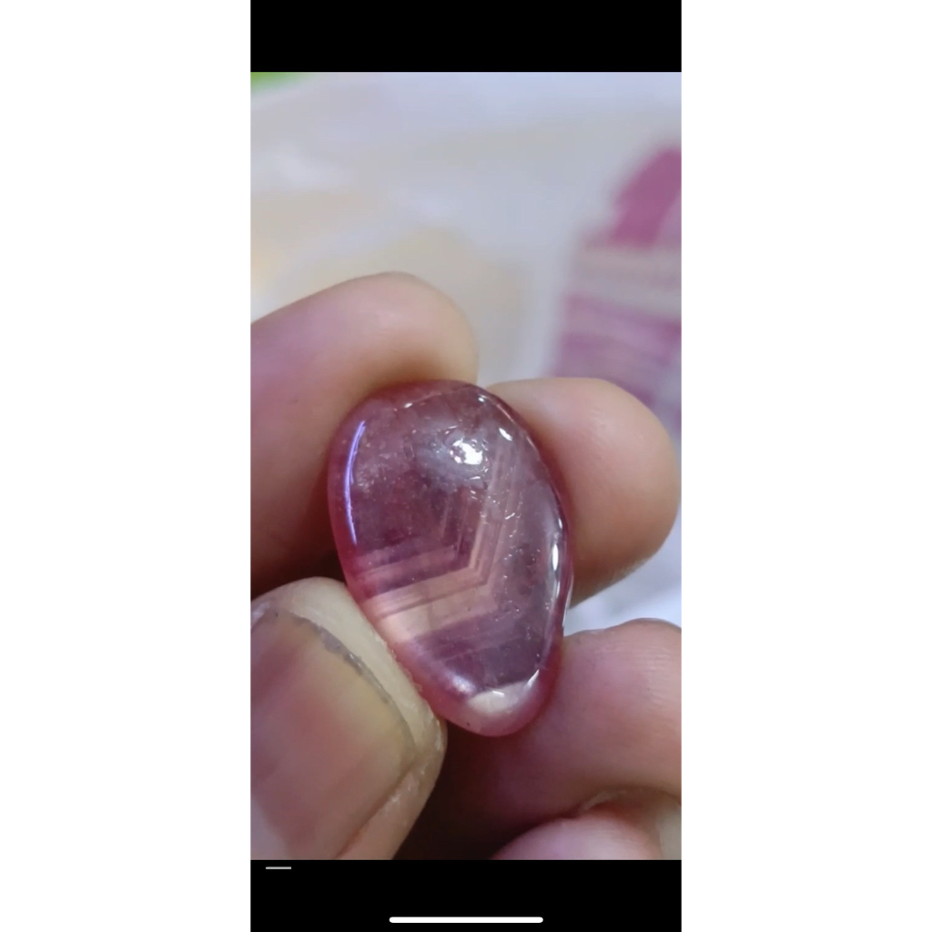 batu ruby merah putih