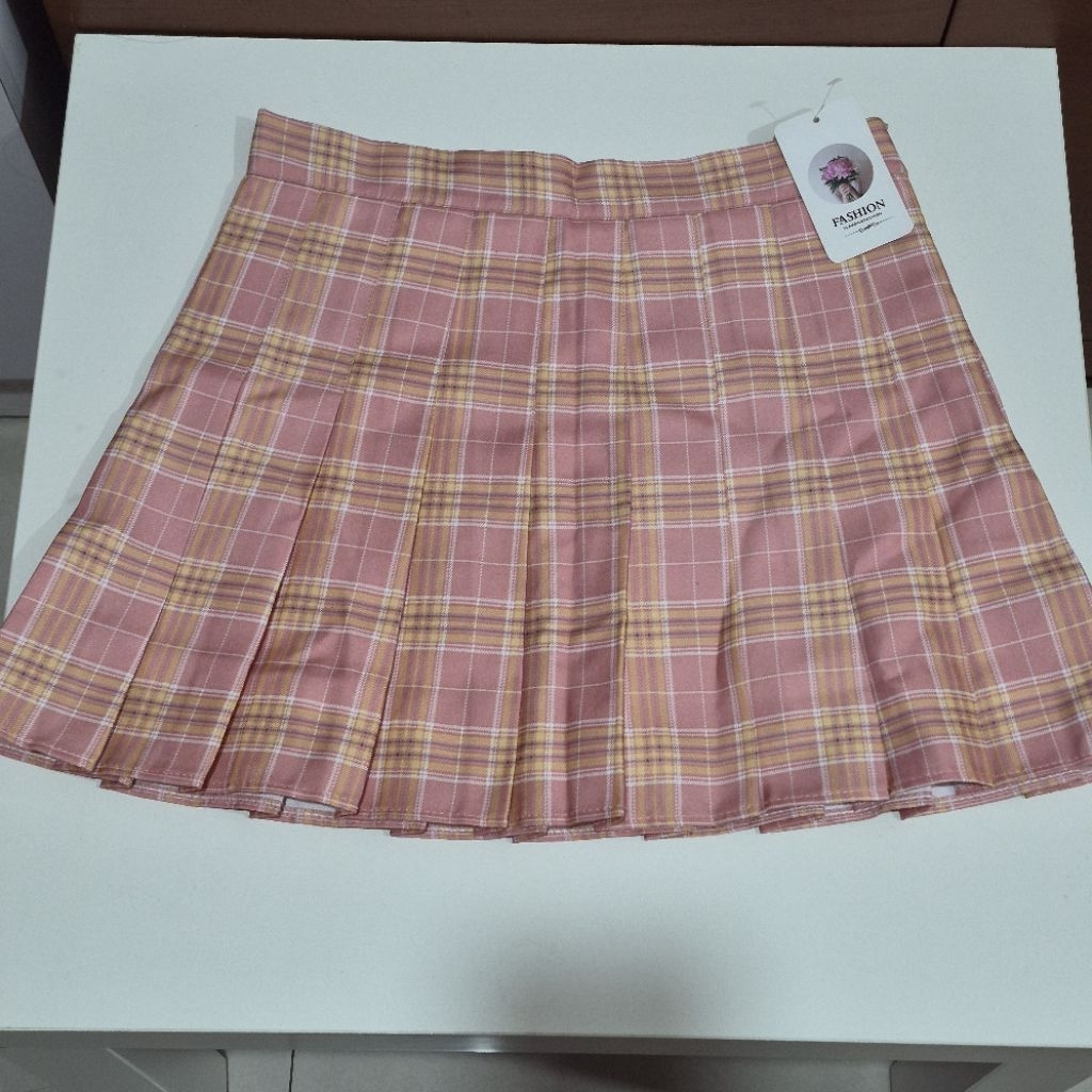 [CUCI GUDANG] Rok Sekolah Perempuan Wanita Anak Korean Higschool Pink thrift new
