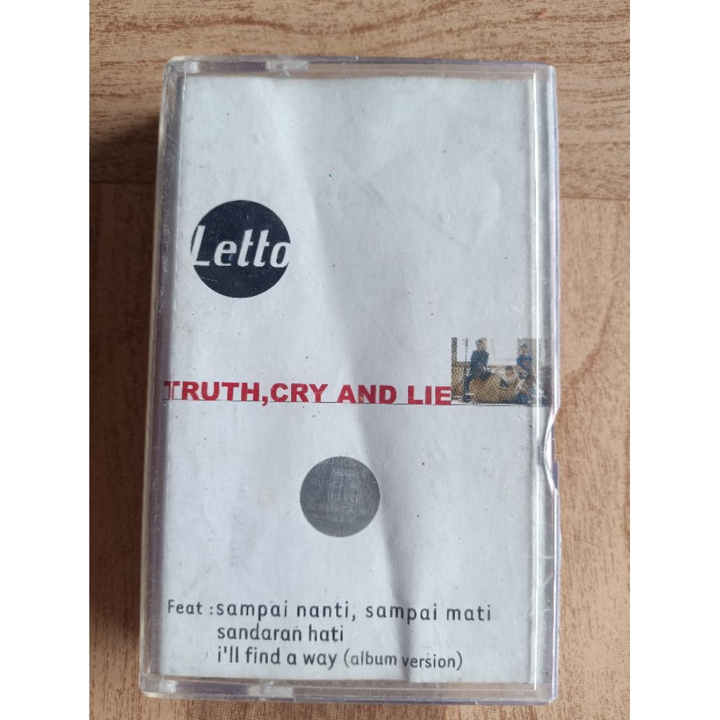 kaset pita LETTO "truth cry and lie"