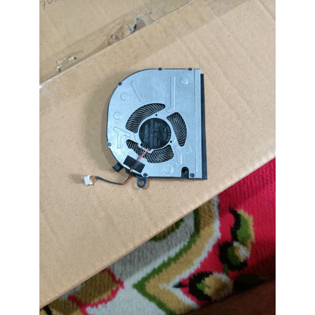 fan laptop Lenovo v130