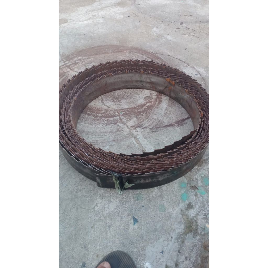 gergaji bensaw afkir