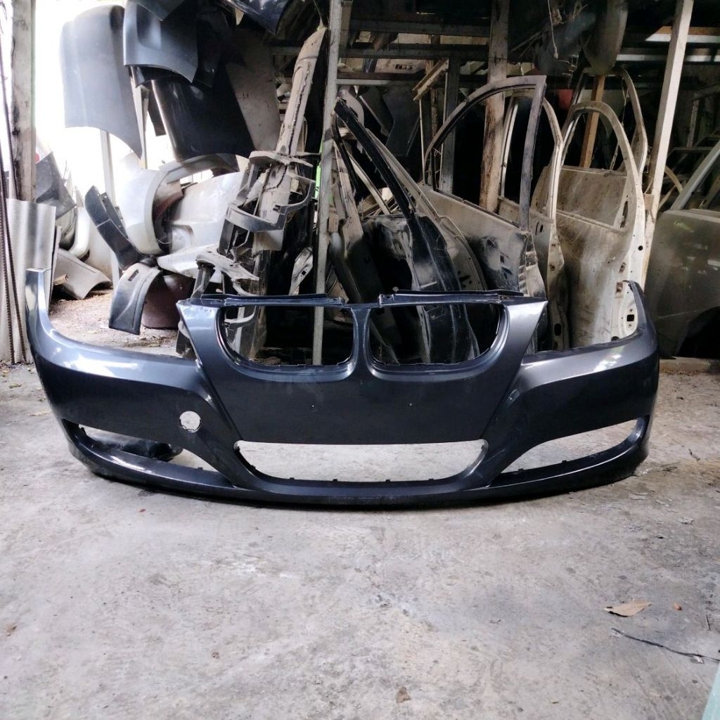 Bemper Bumper BMW E90 320i Lci facelift