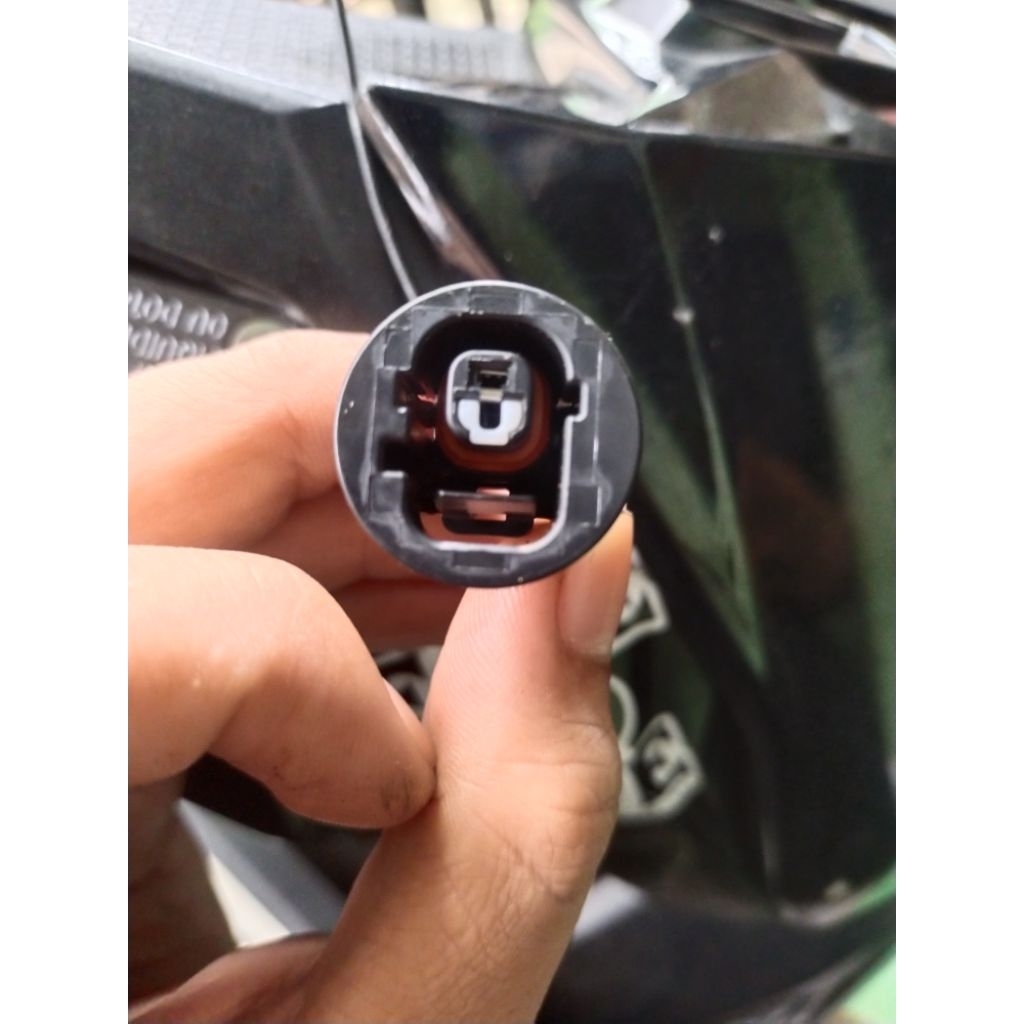 SOCKET SWITCH OLI TOYOTA COROLLA VIOS YARIS / SOKET SWIT OLI / SOCKET OLI MOBIL / SOKET SENSOR