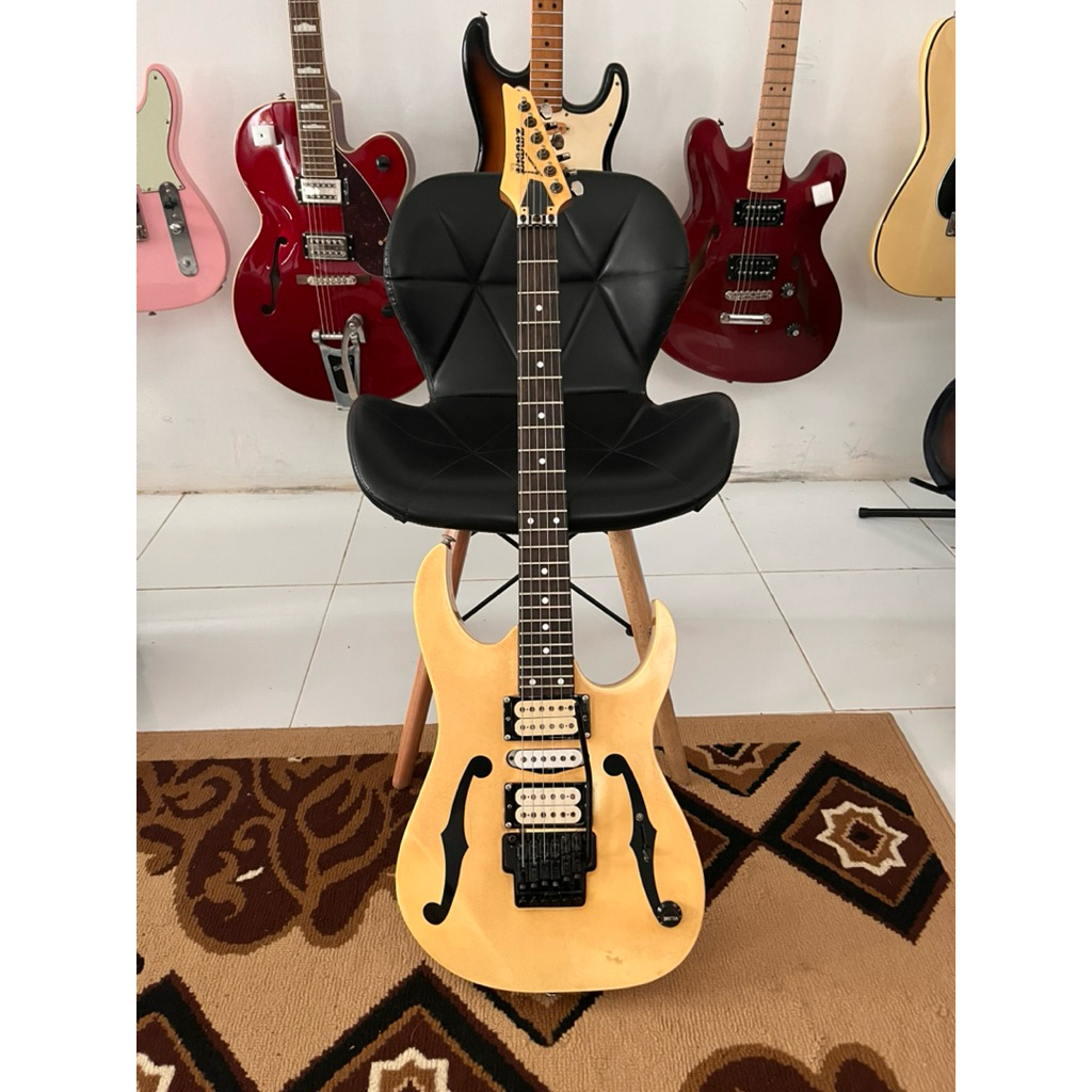 Ibanez PGM30 Signature Paul Gilbert Made In Japan