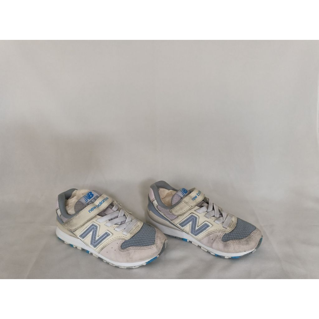 sepatu anak NB 996