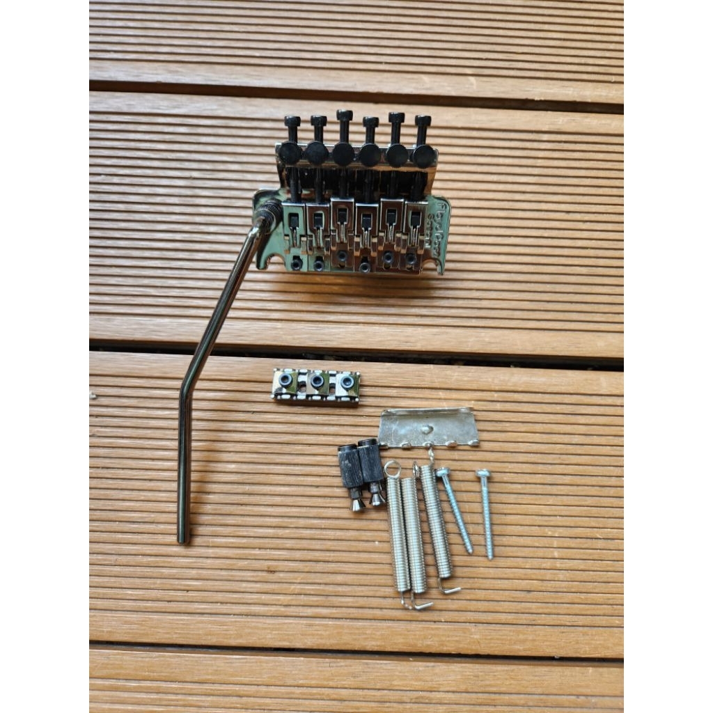 Tremolo Gitar Floyd Rose Special FRS Cosmo