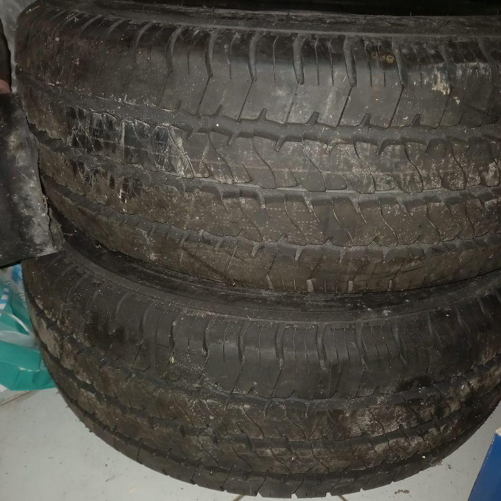 ban R16 235 65 GT Radial maxmiller