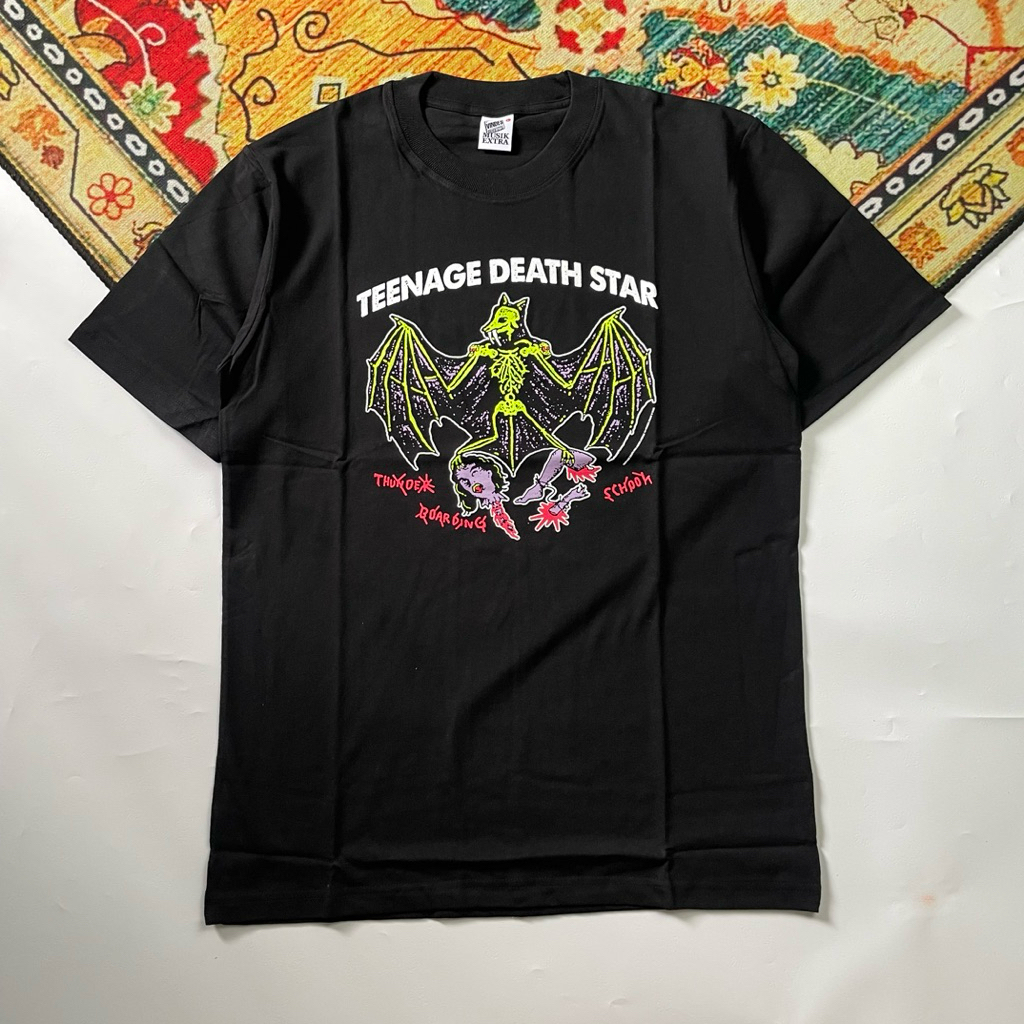 Kaos Band Vindes X Teenage Death Star "Drakilla" Original Merchandise