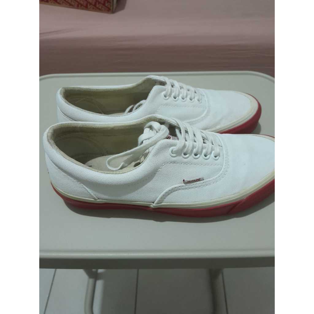 VANS X WTAPS WHITE RED CANVAS