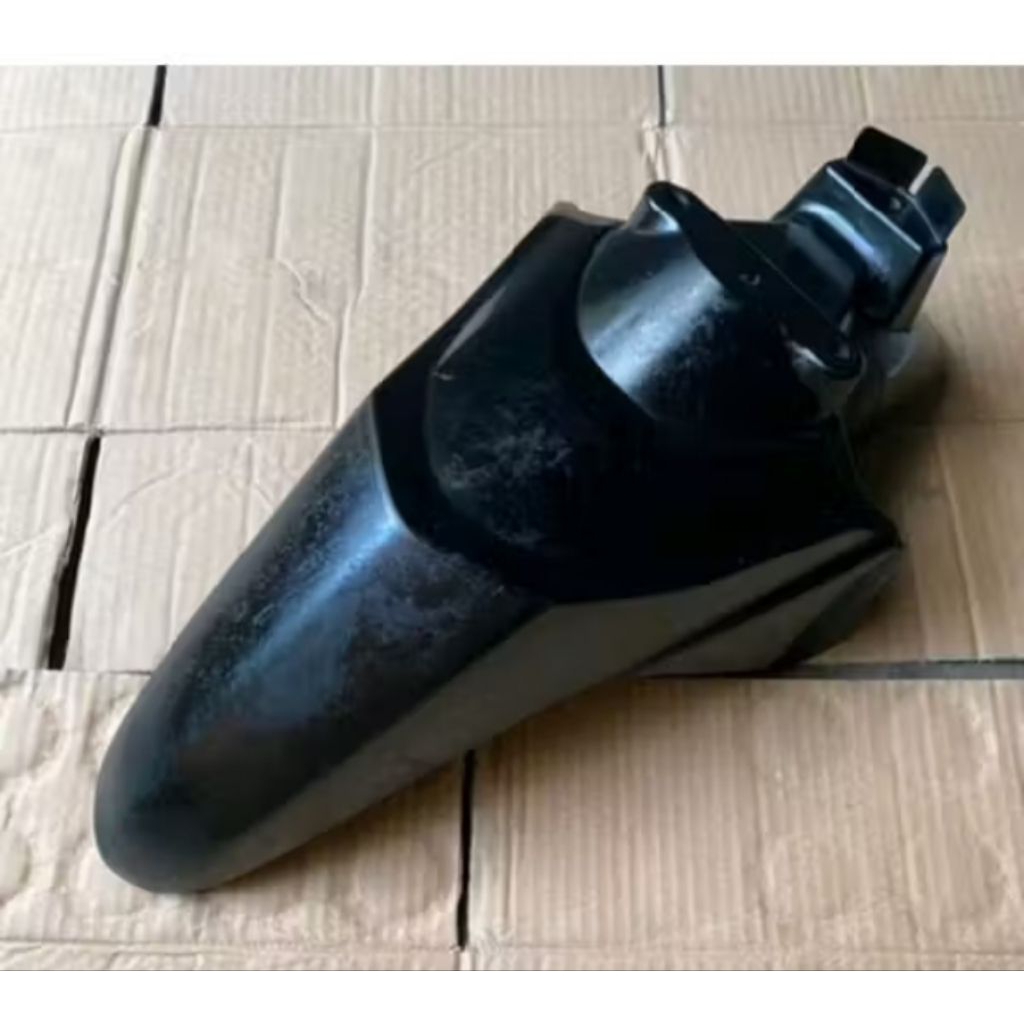 spakbor depan Honda beat karbu hitam bekas ori