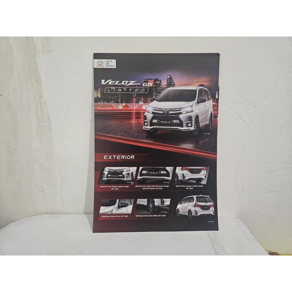 brosur katalog mobil toyota veloz gr limited 2021 flyer