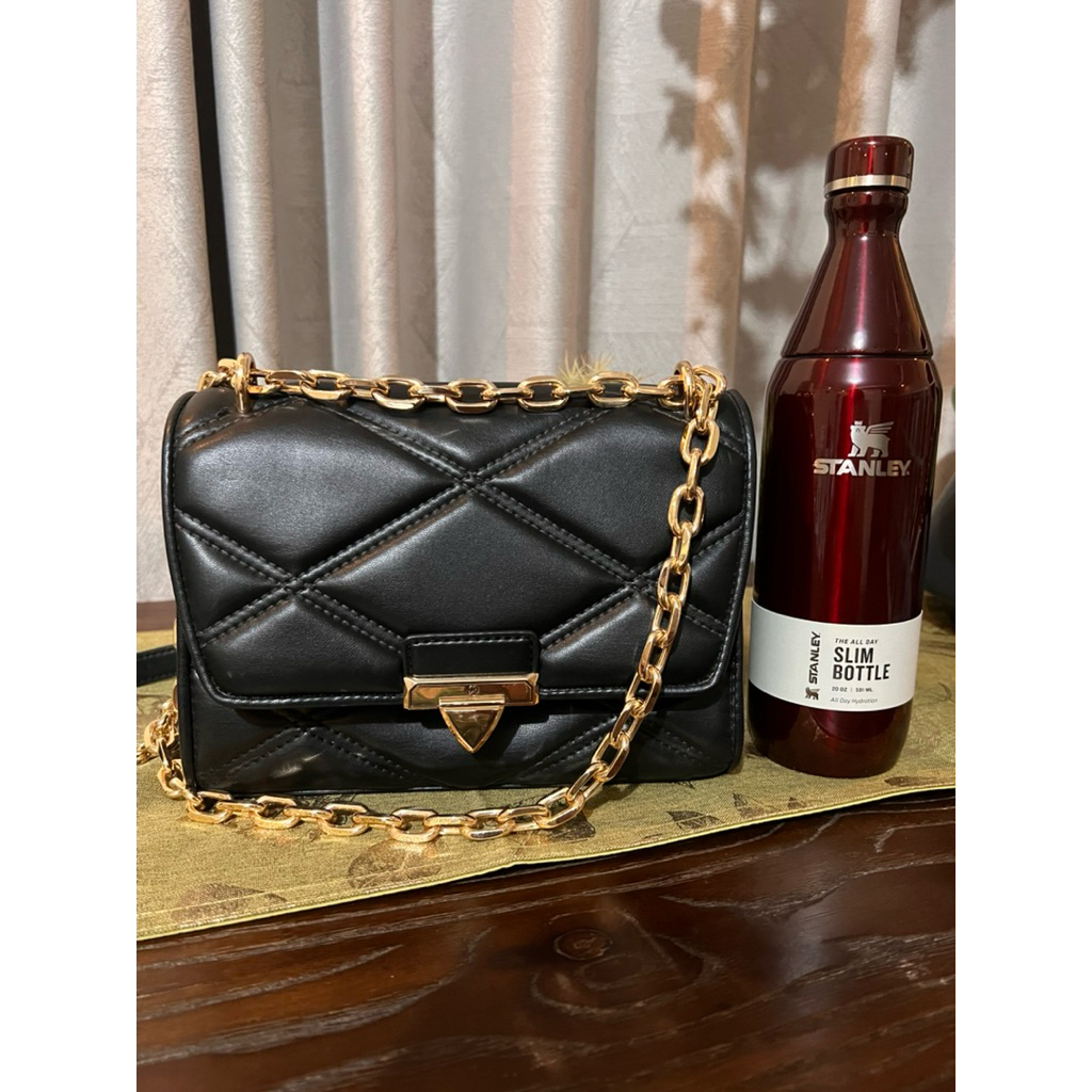 MK serena Mesium flap shoulder bag