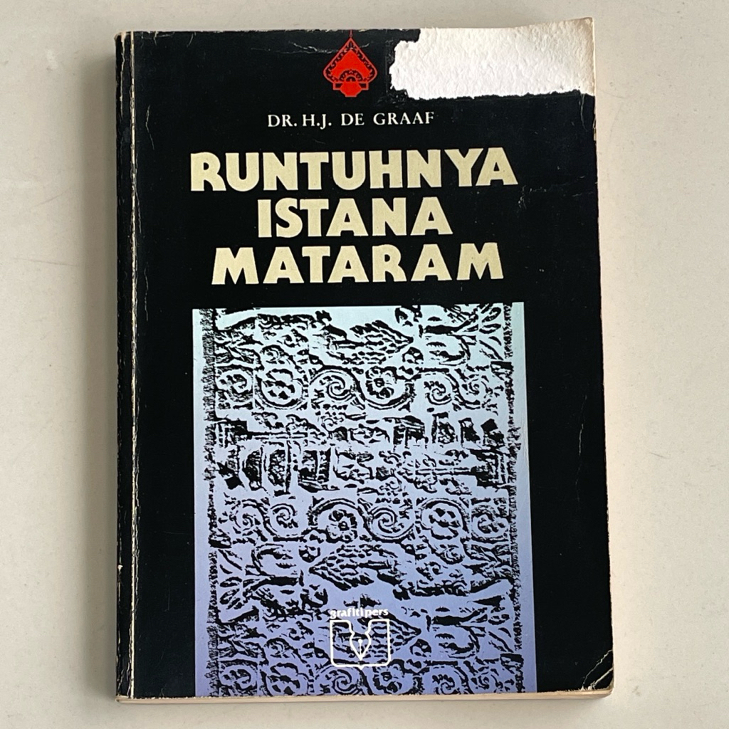 Buku RUNTUHNYA ISTANA MATARAM oleh DR HJ DE GRAAF