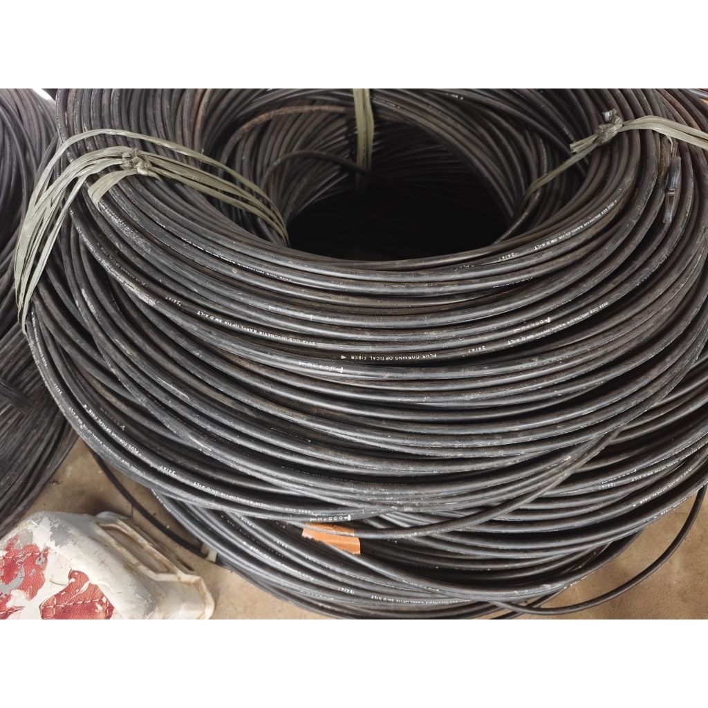 Kabel Fiber Optik adss 12c core