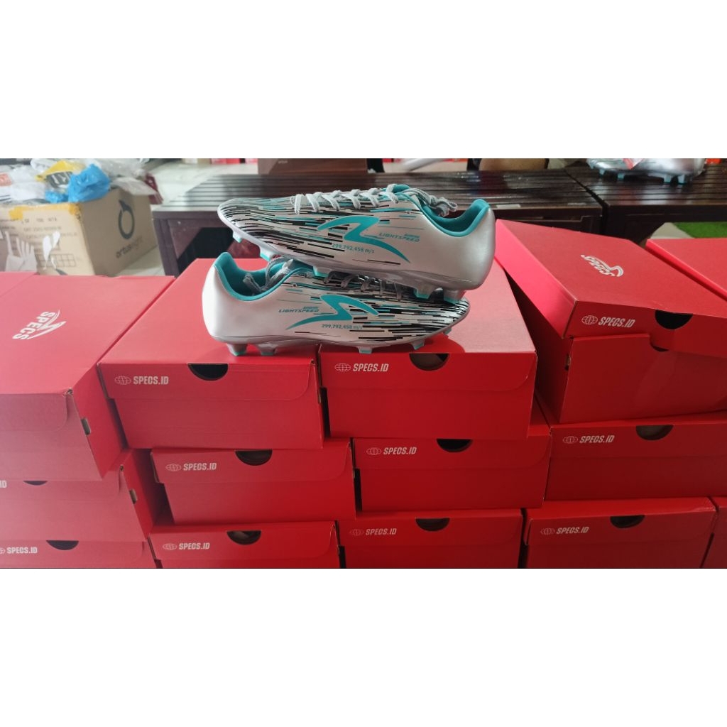 sepatu bola LS reborn silver black