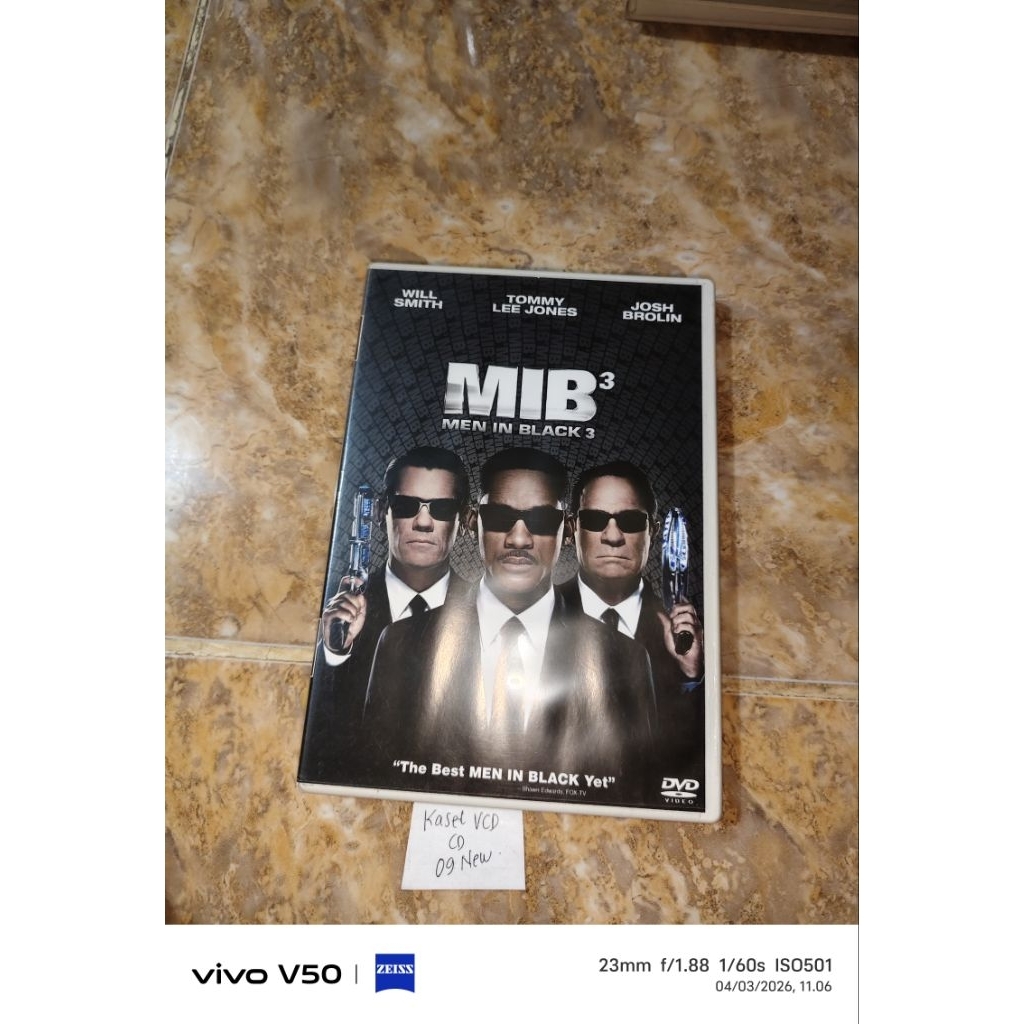 Kaset DVD Men In Black 3